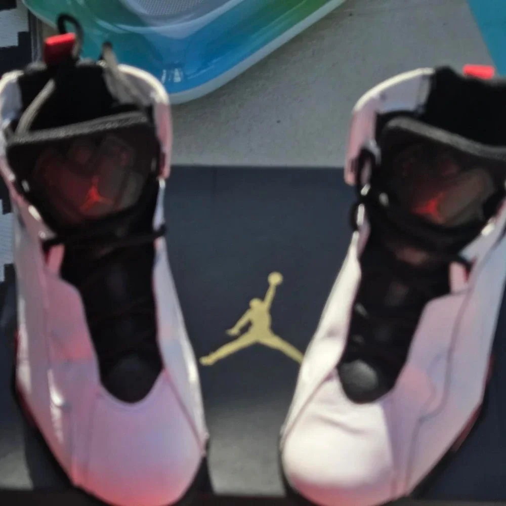 Nike Air Jordan True Flight White Varsity Red Black Chicago 342964-160 Men's 9.5